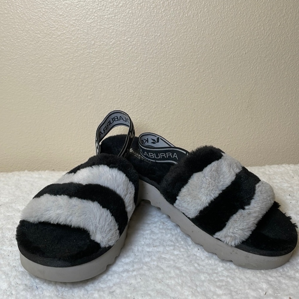 UGG Koolaburra Fuzz’N ll Slippers Size 8